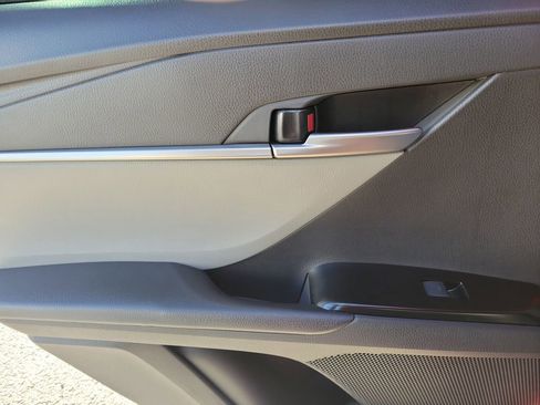 Used 2026 Toyota Camry LE image 6