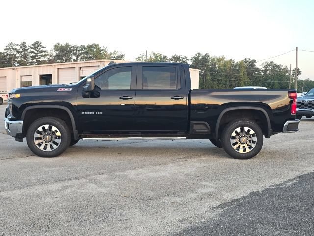 Used 2024 Chevrolet Silverado 2500 LT w/ All Star Edition AWD/4WD image 2