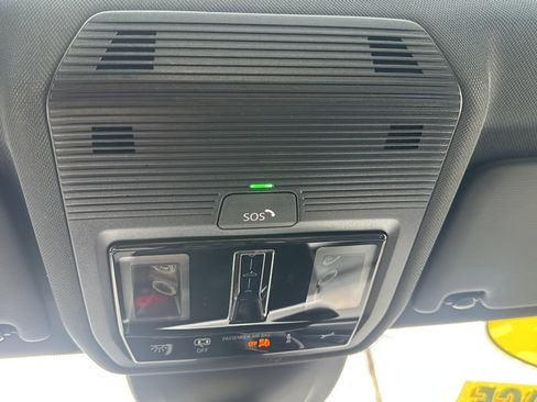 Used 2025 Volkswagen GTI Autobahn image 37