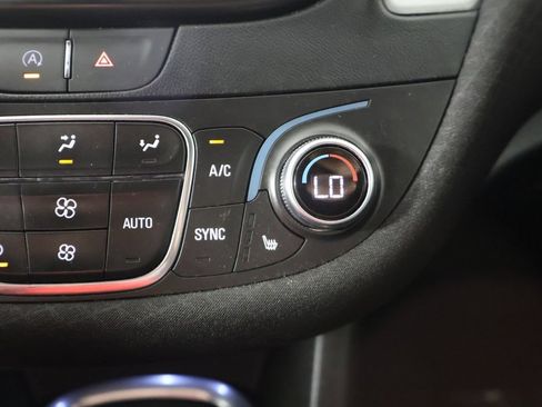 Used 2023 Chevrolet Malibu LT FWD image 41
