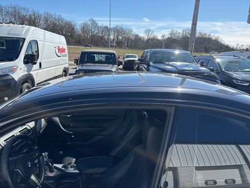 Used 2016 BMW M235i xDrive Coupe image 12