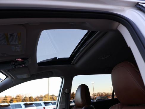 Used 2023 Subaru Outback Touring image 27