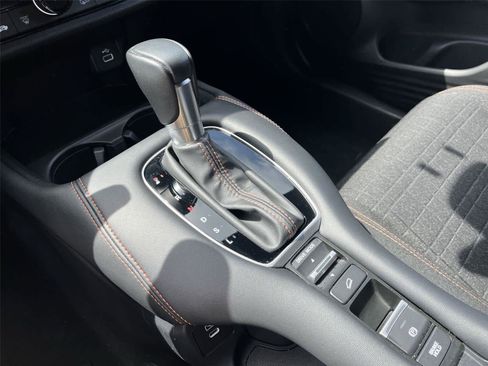 Used 2024 Honda HR-V Sport image 32