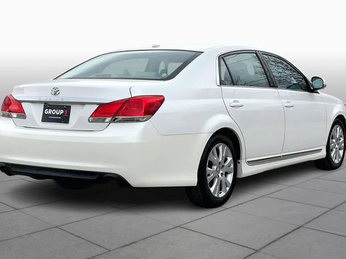 Used 2012 Toyota Avalon image 11