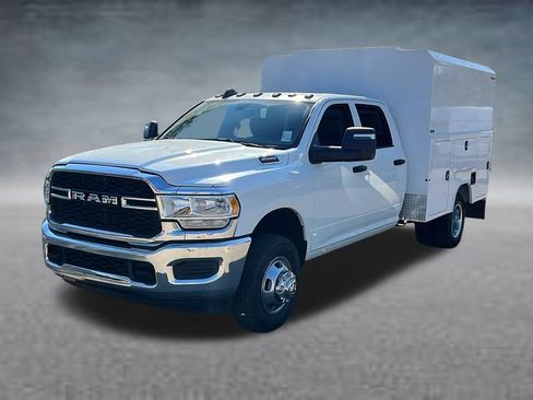 New 2024 RAM 3500 Tradesman w/ Chrome Appearance Group image 8