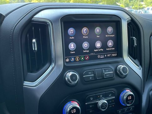 Used 2021 GMC Sierra 1500 SLT AWD/4WD image 16