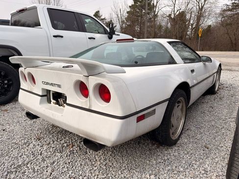 Used 1989 Chevrolet Corvette Coupe image 7