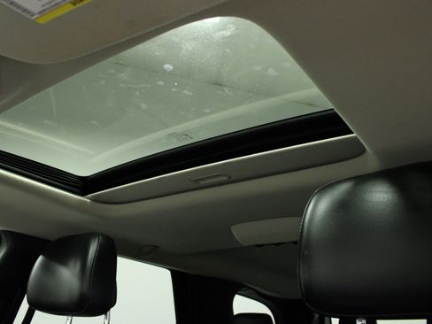 Used 2019 Dodge Durango Citadel w/ Technology Group image 11