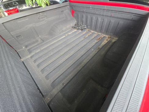 Certified 2022 Nissan Frontier SV w/ Technology Package RWD image 7