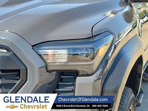 Used 2025 Toyota Tacoma TRD Sport RWD image 17