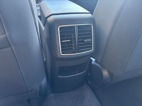 Used 2025 Kia Sportage LX AWD/4WD image 21
