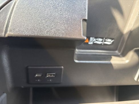 Used 2023 GMC Sierra 1500 AT4 w/ Technology Package image 26