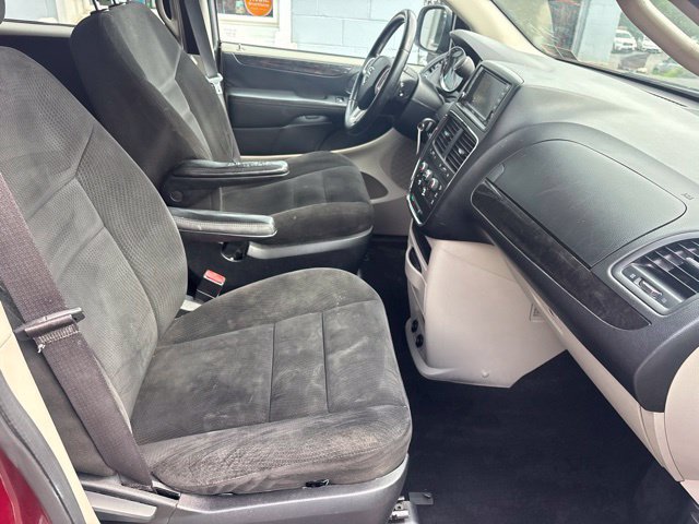Used 2017 Dodge Grand Caravan SE w/ Power Window Group FWD image 8