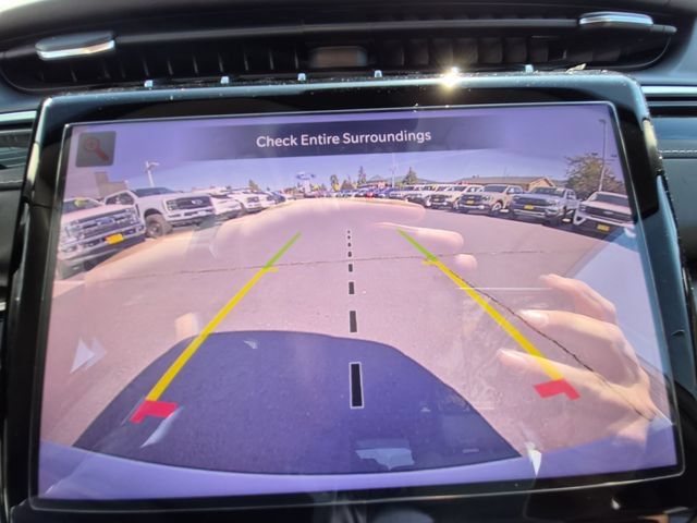 Used 2022 Jeep Grand Cherokee Overland AWD/4WD image 16