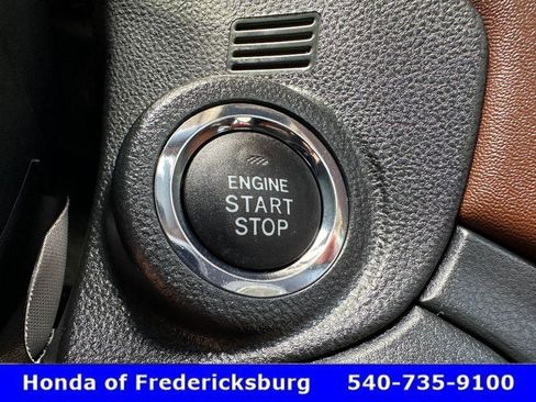 Used 2025 Subaru Outback Touring XT image 19