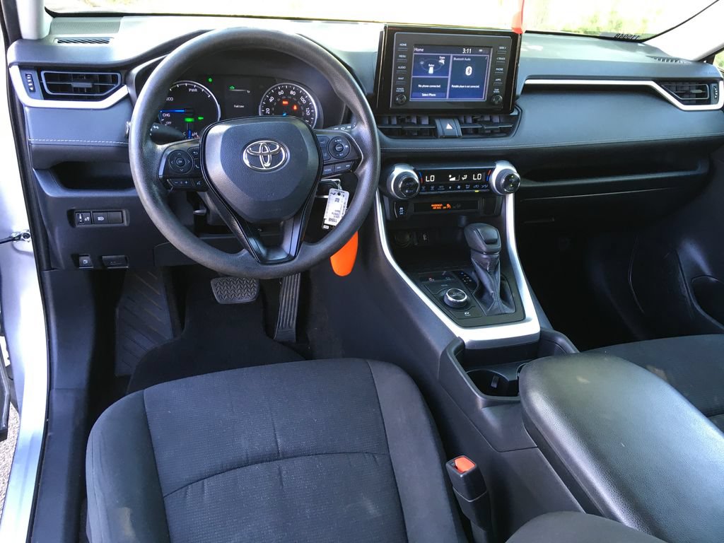 Used 2019 Toyota RAV4 LE w/ Carpet Mat Package AWD/4WD image 23