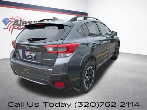 Used 2021 Subaru Crosstrek 2.0i Premium w/ Moonroof Package image 5