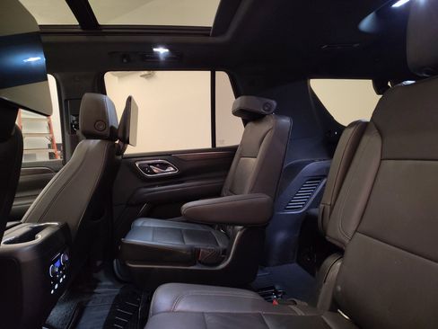 Used 2021 Chevrolet Tahoe Z71 w/ Luxury Package image 27