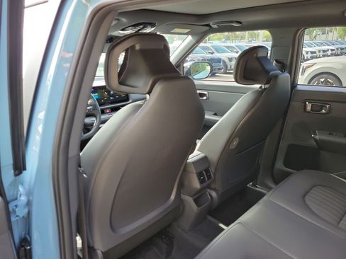 New 2027 Kia Seltos X-Line S w/ X-Line S Premium Package AWD/4WD image 15