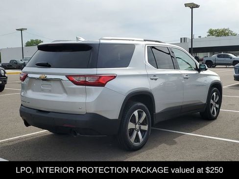 Used 2018 Chevrolet Traverse LT AWD/4WD image 4