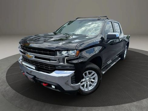 Used 2019 Chevrolet Silverado 1500 LT w/ All-Star Edition AWD/4WD image 2