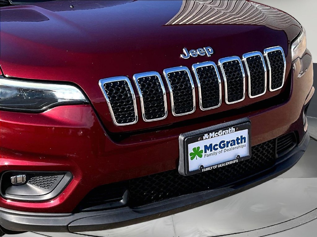Used 2020 Jeep Cherokee Latitude Plus w/ Cold Weather Group AWD/4WD image 35
