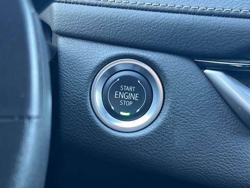 Certified 2025 Cadillac XT4 Premium Luxury image 35