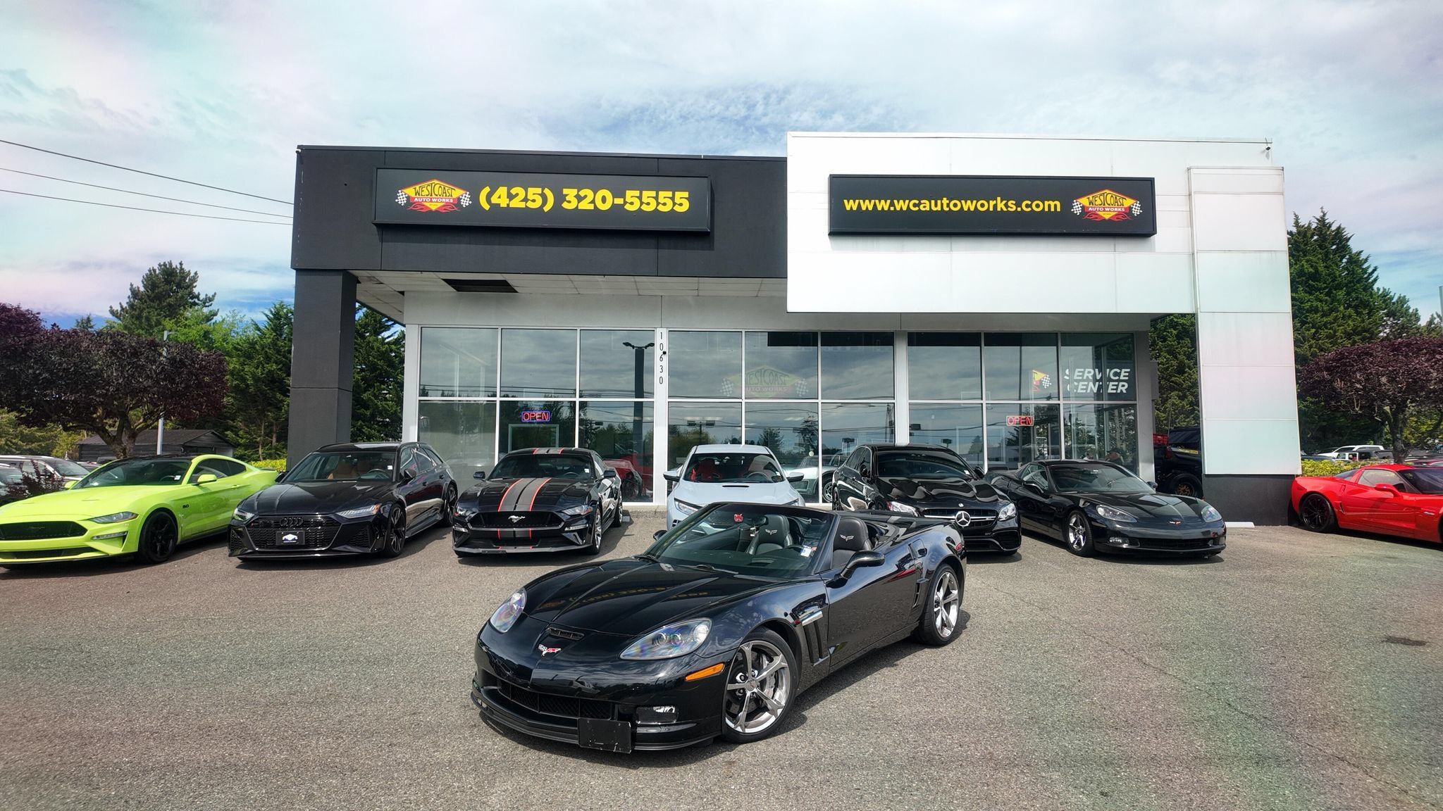 Used 2010 Chevrolet Corvette Grand Sport w/ Preferred Equipment Group RWD image 1