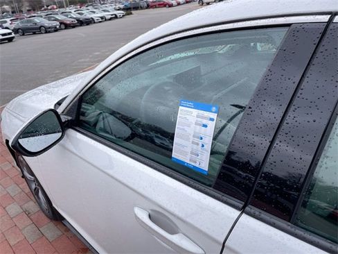 Certified 2023 Honda Accord EX image 11