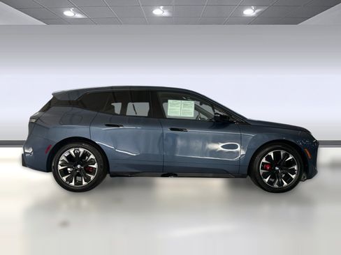 Used 2026 BMW iX M70 image 7