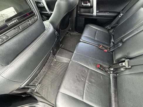 Used 2016 Toyota 4Runner Limited image 12