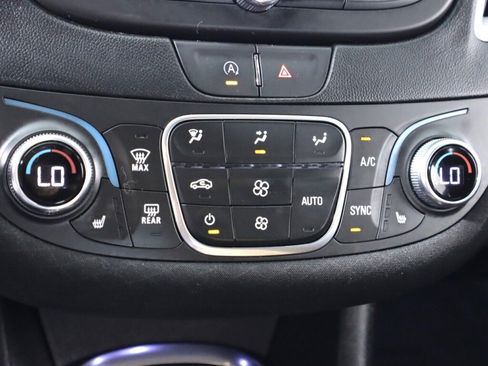 Used 2023 Chevrolet Malibu LT FWD image 22