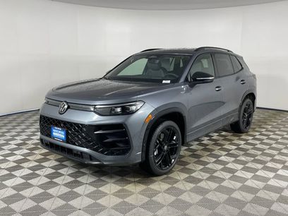 New 2026 Volkswagen Tiguan SE R-Line