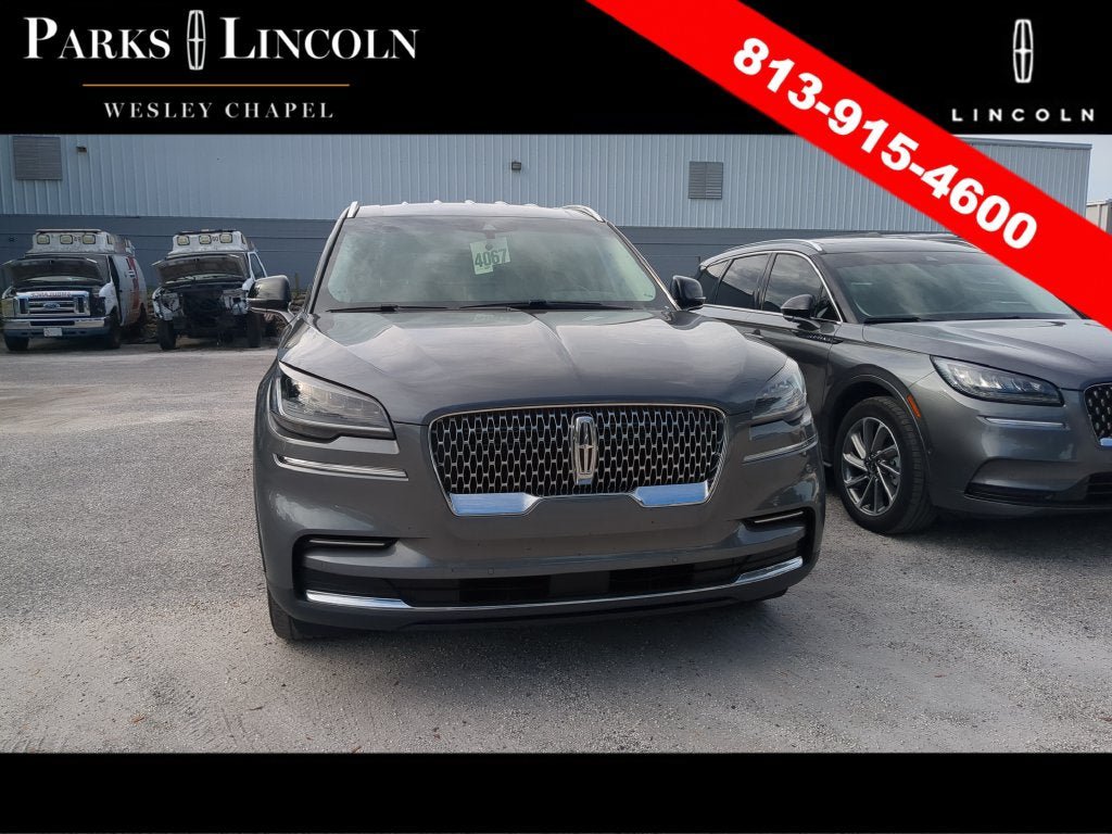 Used 2023 Lincoln Aviator AWD image 5
