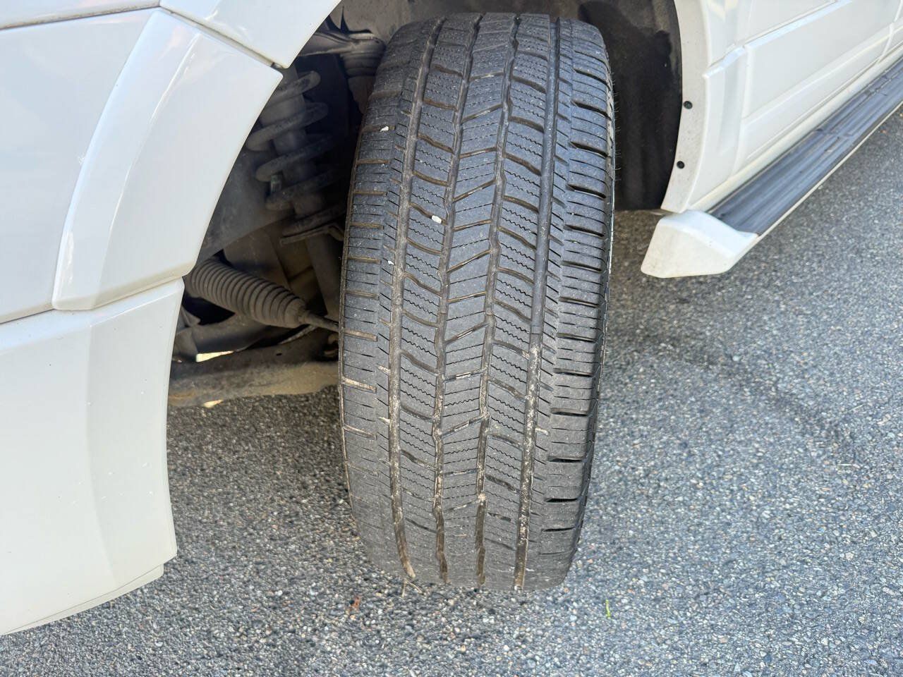 Used 2017 Ford Expedition EL Limited RWD image 42