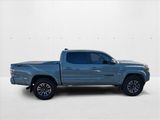 Used 2022 Toyota Tacoma TRD Sport image 4