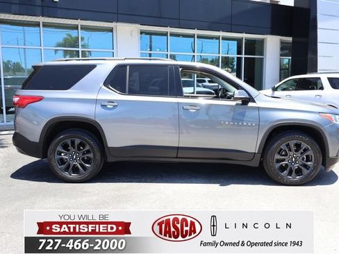 Used 2020 Chevrolet Traverse RS w/ LPO, Floor Liner Package FWD image 9