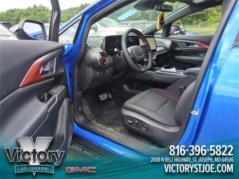 Used 2024 Chevrolet Equinox EV RS image 8