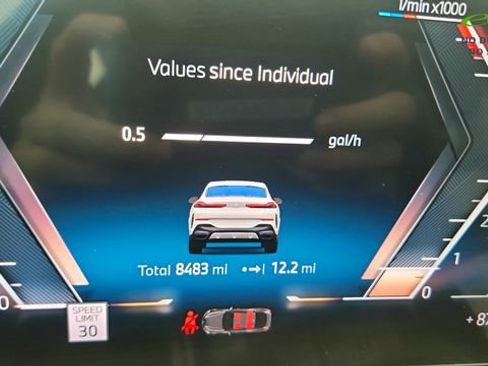 Used 2026 BMW X6 xDrive40i AWD/4WD image 39