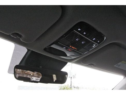 Certified 2025 Hyundai Santa Fe Limited image 27