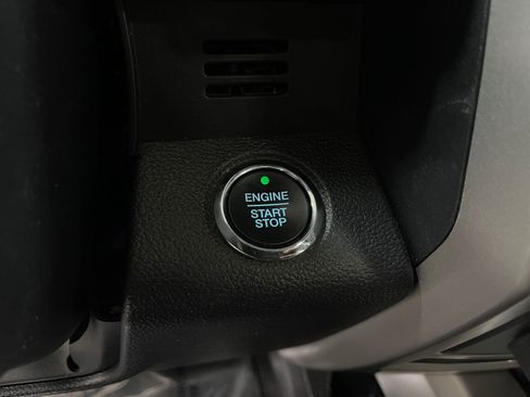 Used 2019 Ford F150 Lariat w/ Equipment Group 502A Luxury AWD/4WD image 21