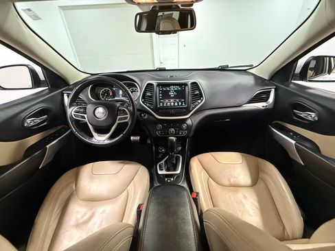 Used 2017 Jeep Cherokee Limited AWD/4WD image 69