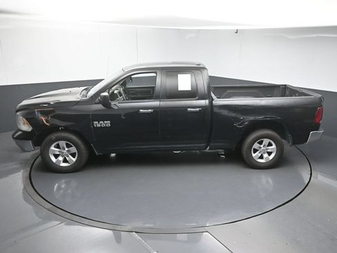 Used 2015 RAM 1500 Classic SLT RWD image 37