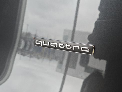 New 2025 Audi Q5 Premium Plus image 10