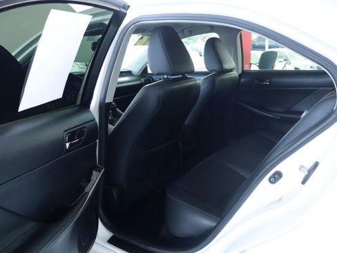 Used 2016 Lexus IS 200t RWD image 28
