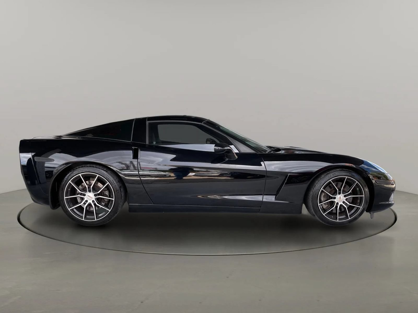 Used 2008 Chevrolet Corvette Coupe w/ Preferred Equipment Group RWD image 6