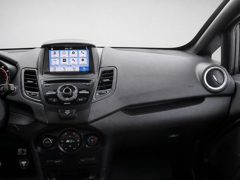Used 2019 Ford Fiesta ST FWD image 31