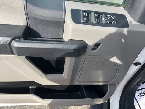 Used 2022 Ford F250 XL w/ STX Appearance Package image 12