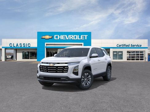 New 2026 Chevrolet Equinox LT w/ Convenience Package II AWD/4WD image 10