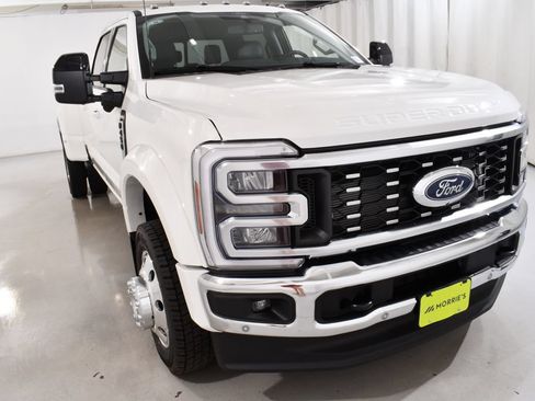 New 2026 Ford F450 Lariat w/ Lariat Ultimate Package AWD/4WD image 4